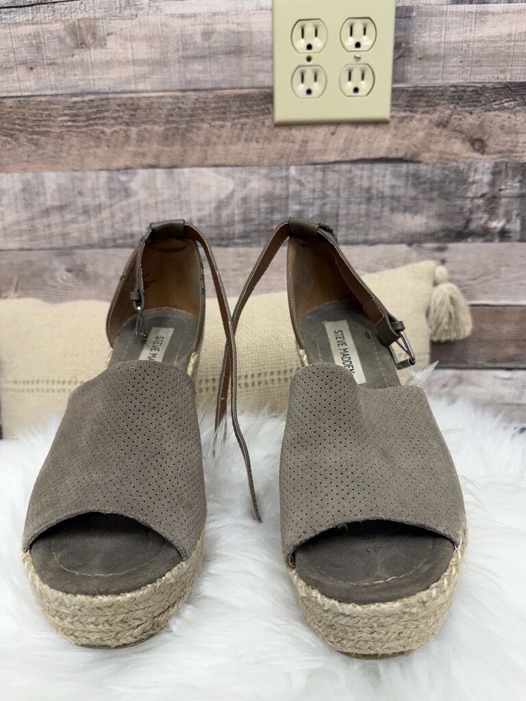Steve Madden Taupe Platform Wedges
