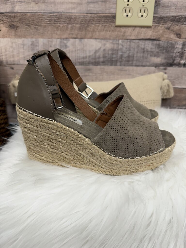 Steve Madden Taupe Platform Wedges