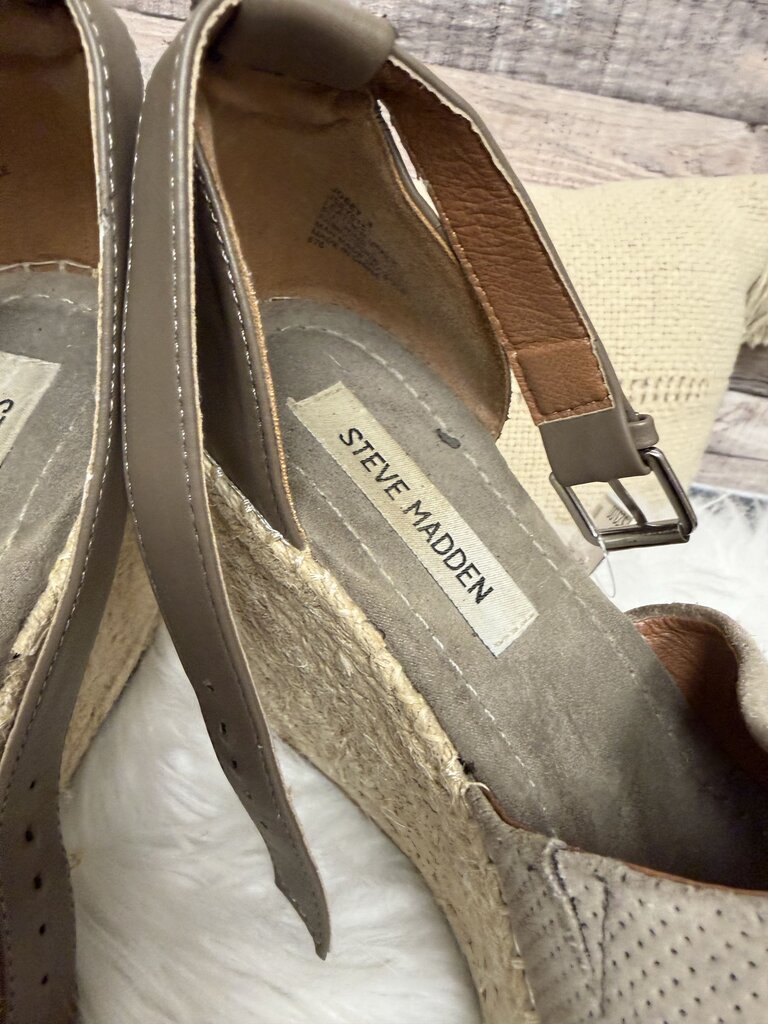 Steve Madden Taupe Platform Wedges