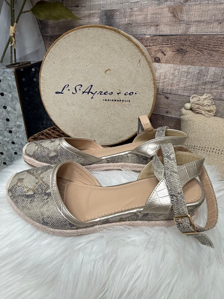 No Brand Cream & Snakeskin Wedge Espadrille