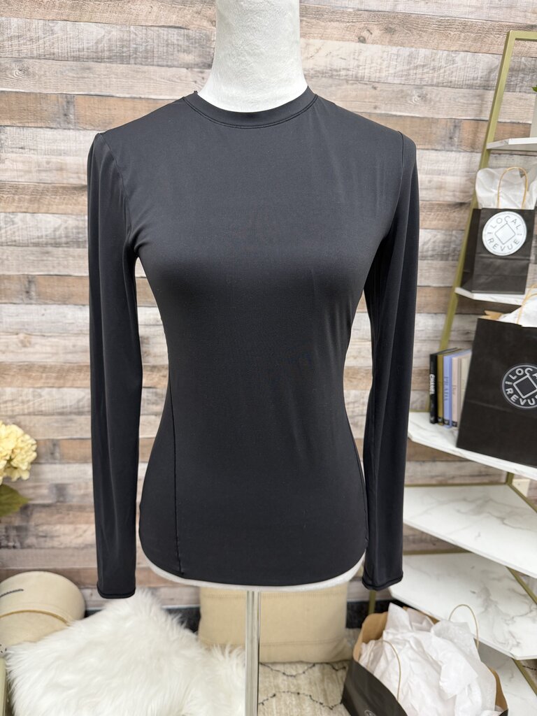Lululemon Black Long sleeve Tee