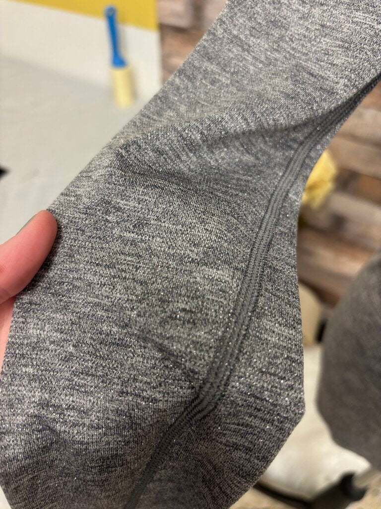 Lululemon Heathered Grey Long Sleeve Crew