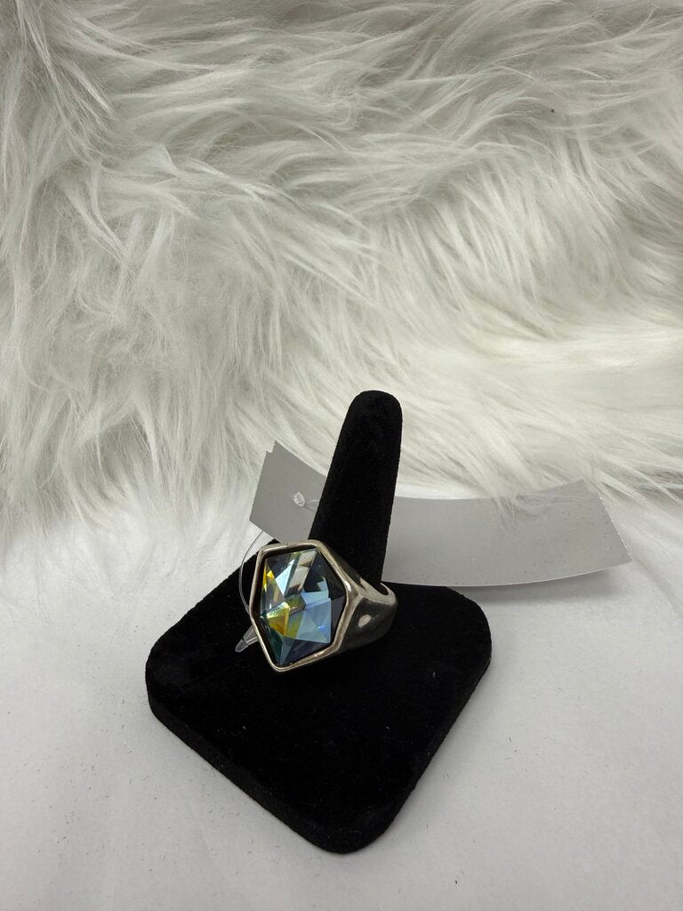 Uno de 50 Silver Ring w/Bluish Stone