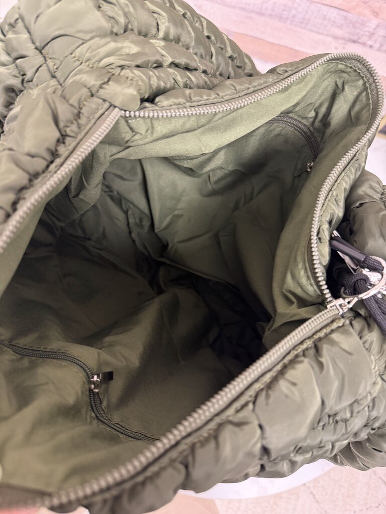 NWT Hugoome Olive Green Puffer Tote