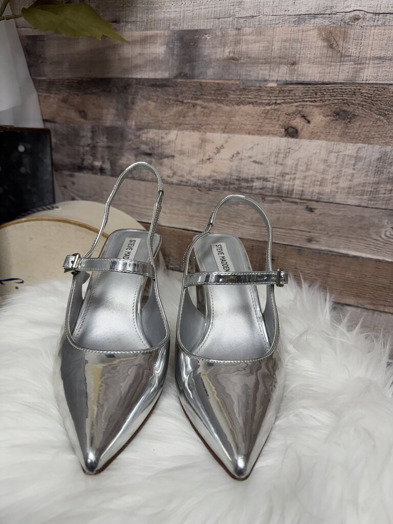 Steve Madden Silver Metallic Pointed Toe