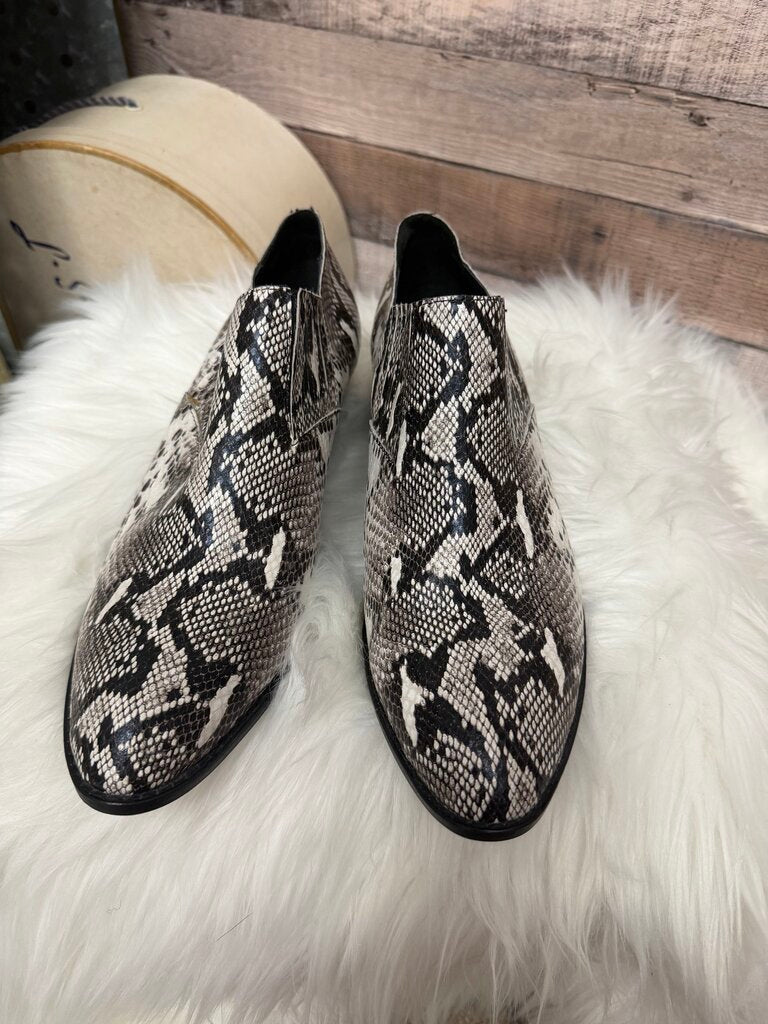 Silent D Black & White Python Ivtay Ankle Boots