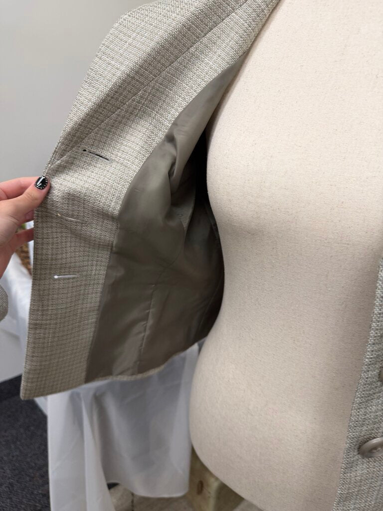 Tahari Arthur Levine Tan Houndstooth Suit