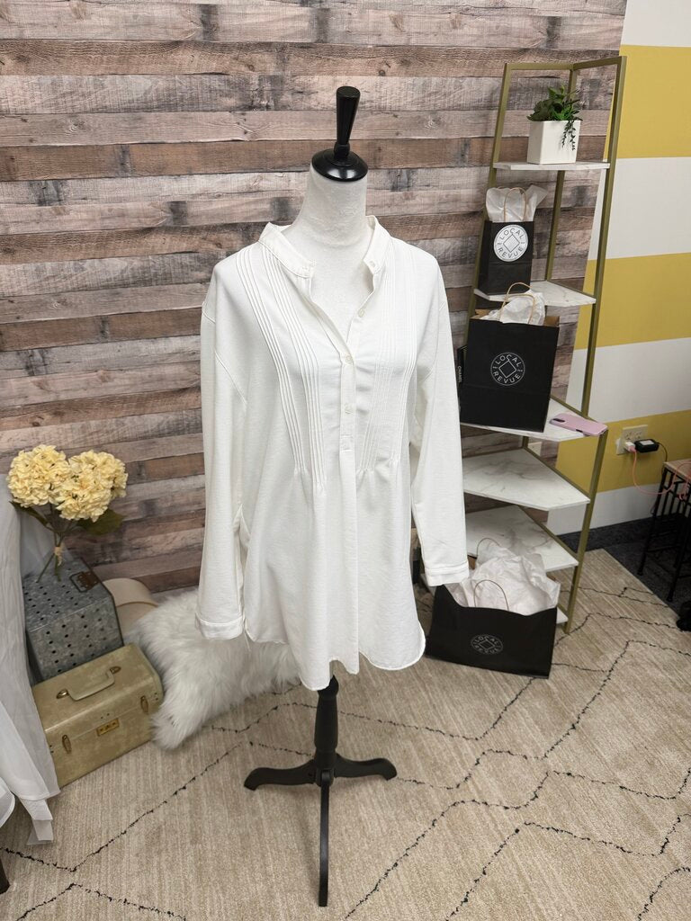 Travel Smith White Pintuck Long Sleeve 3/4 Button