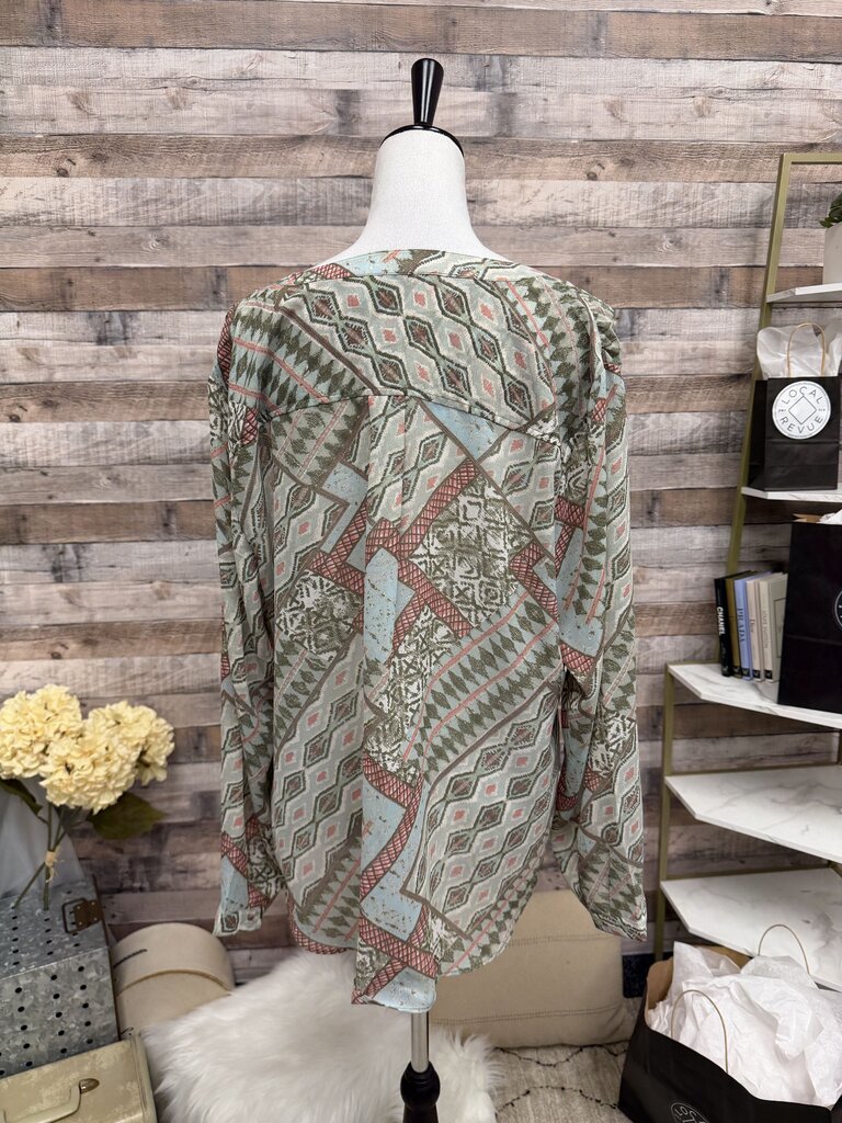 Chico's Green/Peach Tie Front Long Sleeve Blouse