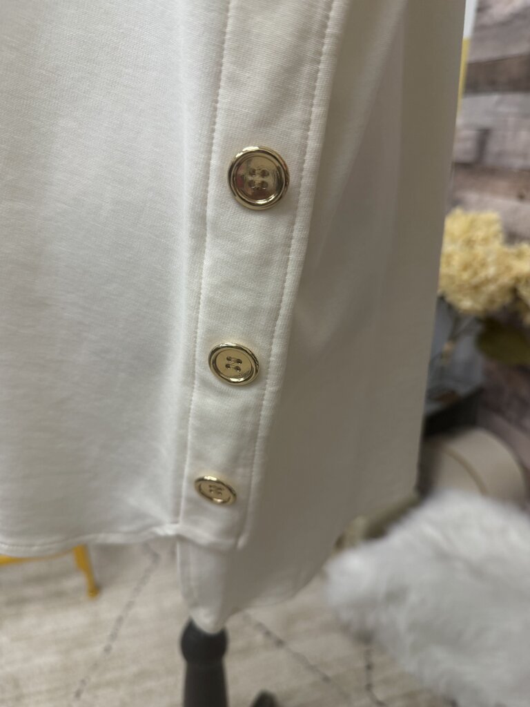 Chico's Ivory 3/4 Sleeve Knit w/Gold Button Side Detail