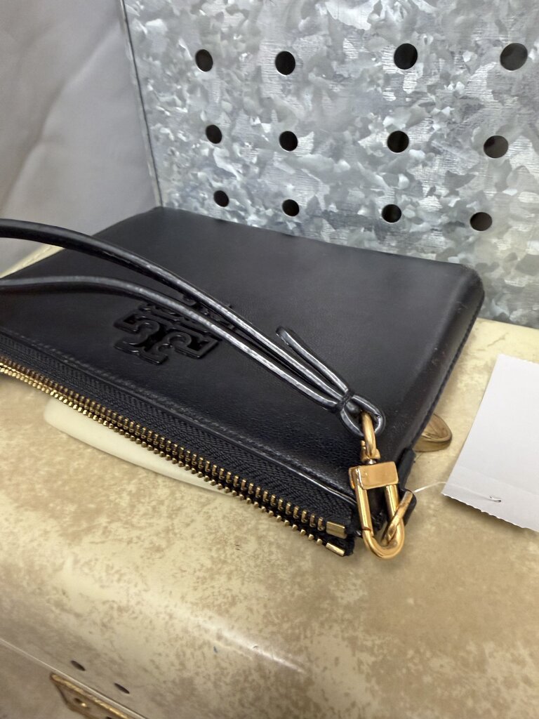 Tory Burch Black Leather Wristlet Wallet