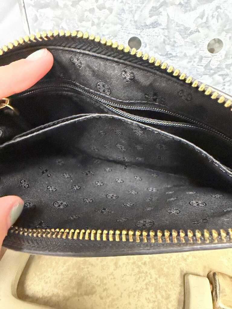 Tory Burch Black Leather Wristlet Wallet