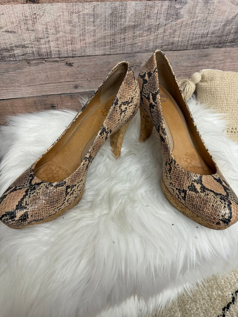 Nurture Tan & Black Snakeskin Pumps w/Cork Heel