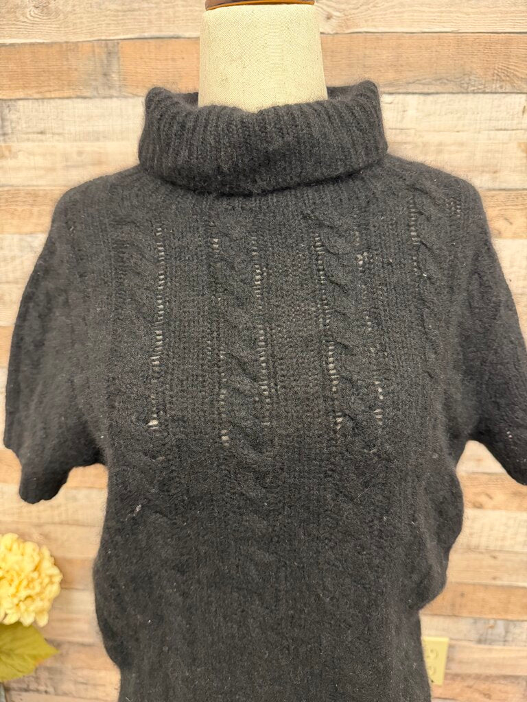 Mendocino Black Short Sleeve Cashmere Turtleneck Sweater