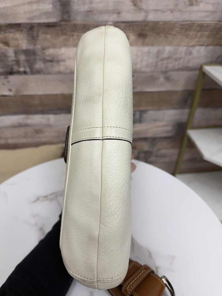 Coach Vintage Y2K Ivory Pebbled Leather Soho Buckle Front