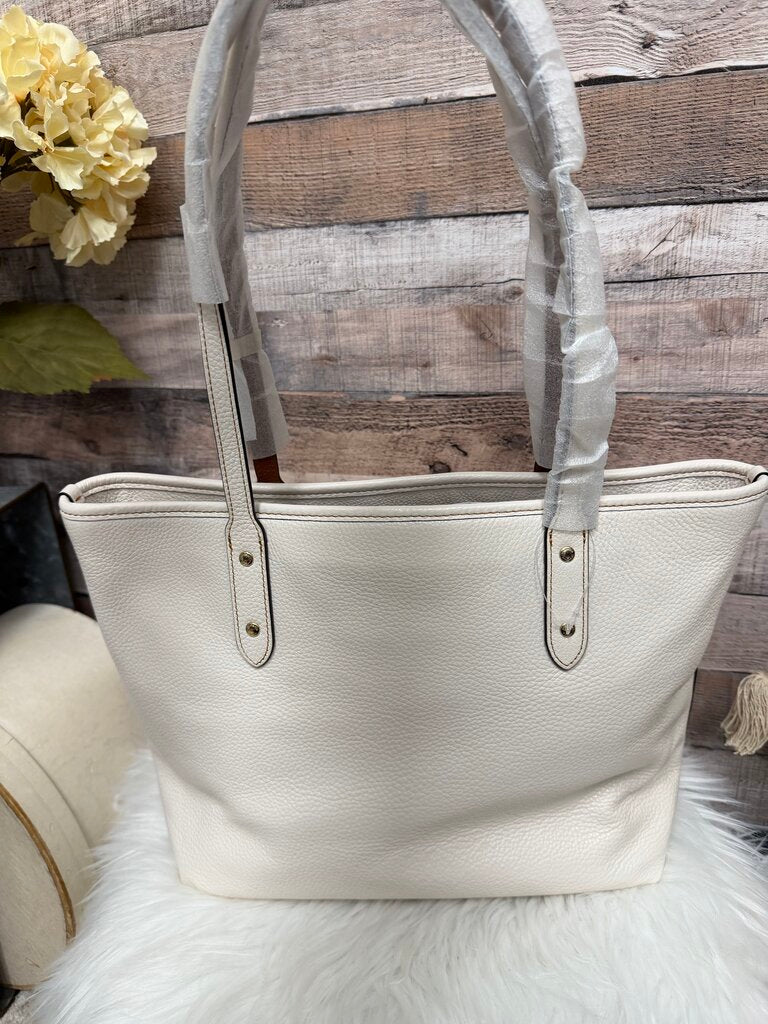 Coach Disney Minnie Mouse City Tote Chalk Pebbled Leather
