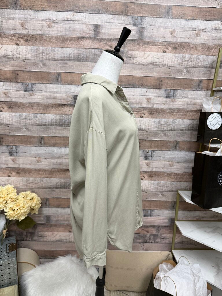 Cream Fate Brand Collard Button Down Shirt