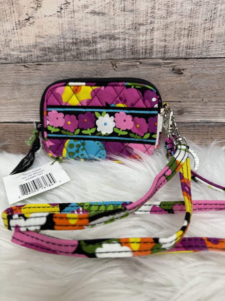 Multi Color Va Va Bloom Pattern Vera Bradley Quilted Wristlet