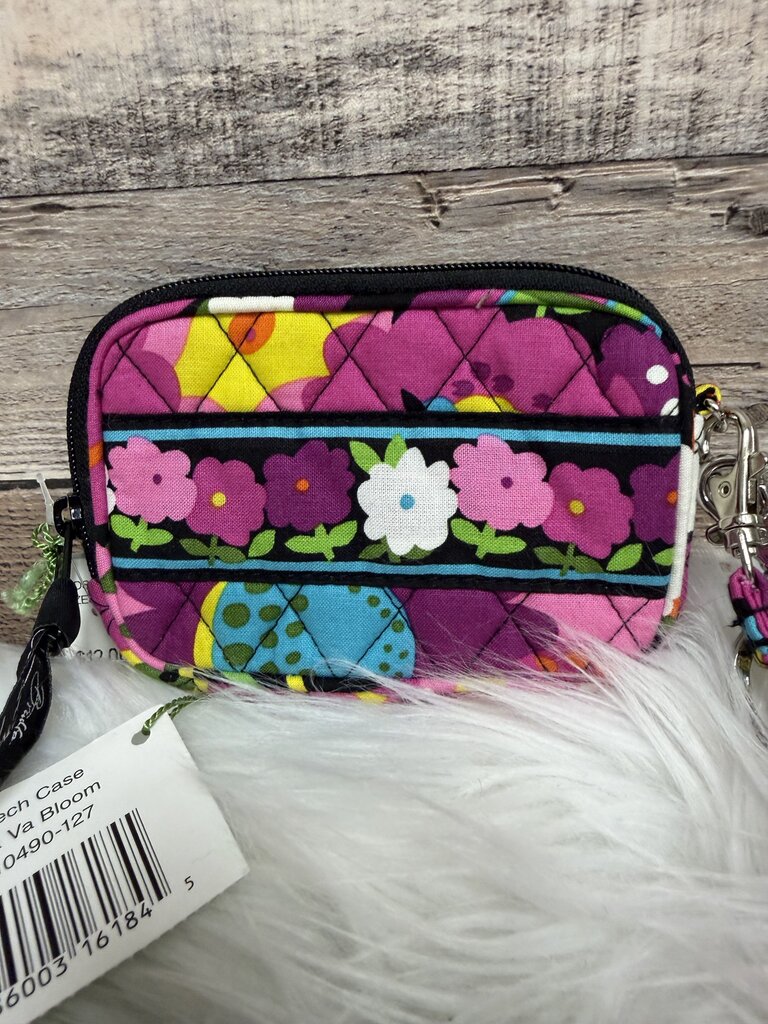 Multi Color Va Va Bloom Pattern Vera Bradley Quilted Wristlet