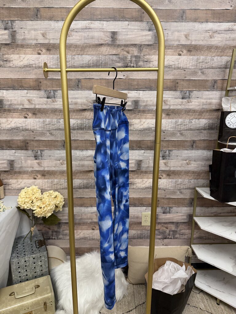 Lululemon High Rise Blue Cloud Print