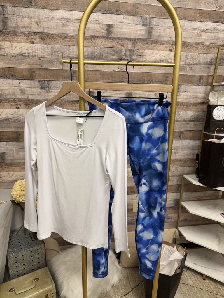 Lululemon High Rise Blue Cloud Print