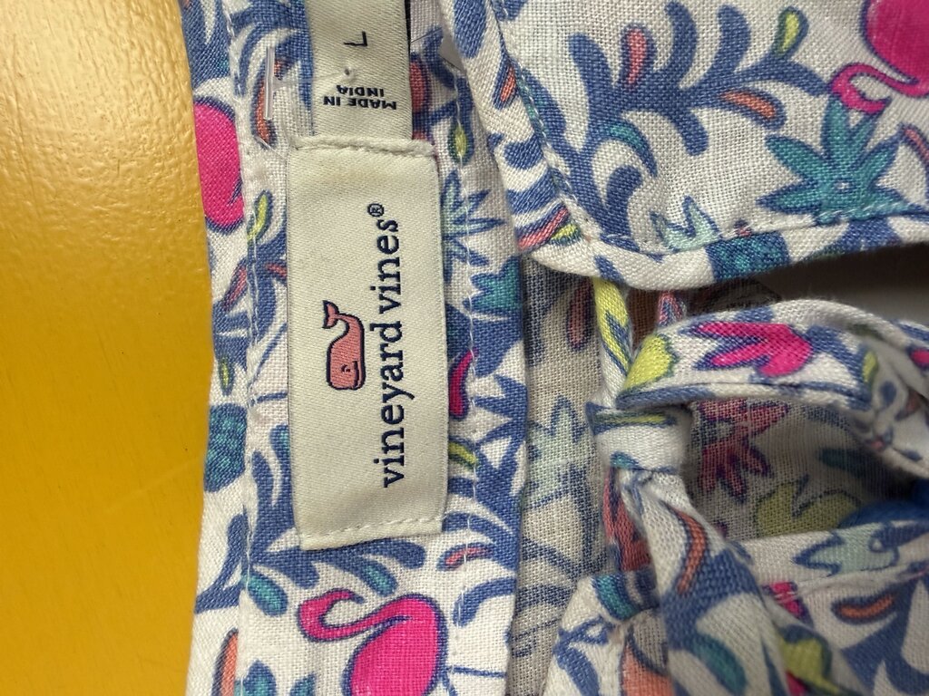 Vineyard Vines Blue & Pink Flamingo W/Tassles