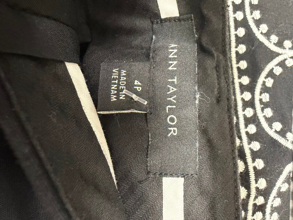 Black With Lace Trim Ann Taylor Cropped Pants