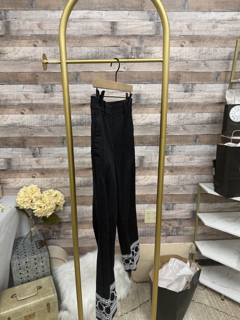 Black With Lace Trim Ann Taylor Cropped Pants