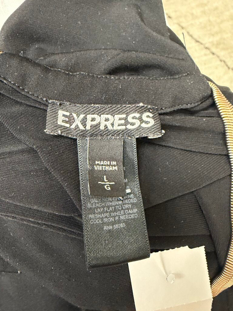 Black Express Chain Detail Sleeveless Top