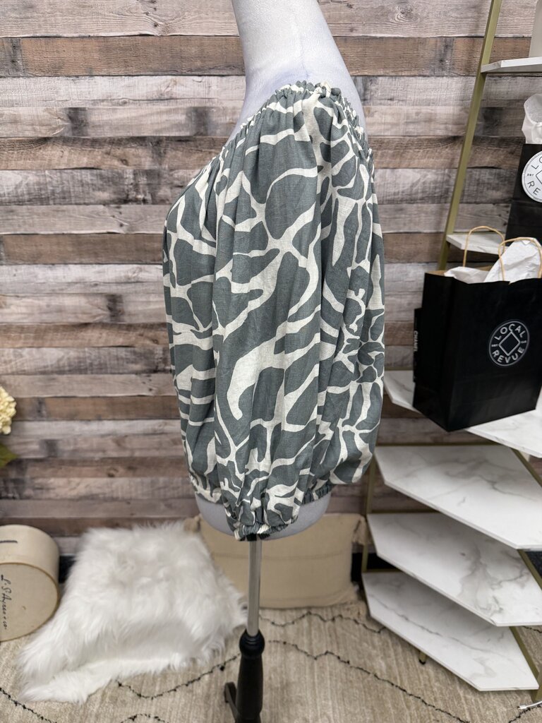 Rachel Zoe Grey & White Abstract Print Off Shoulder