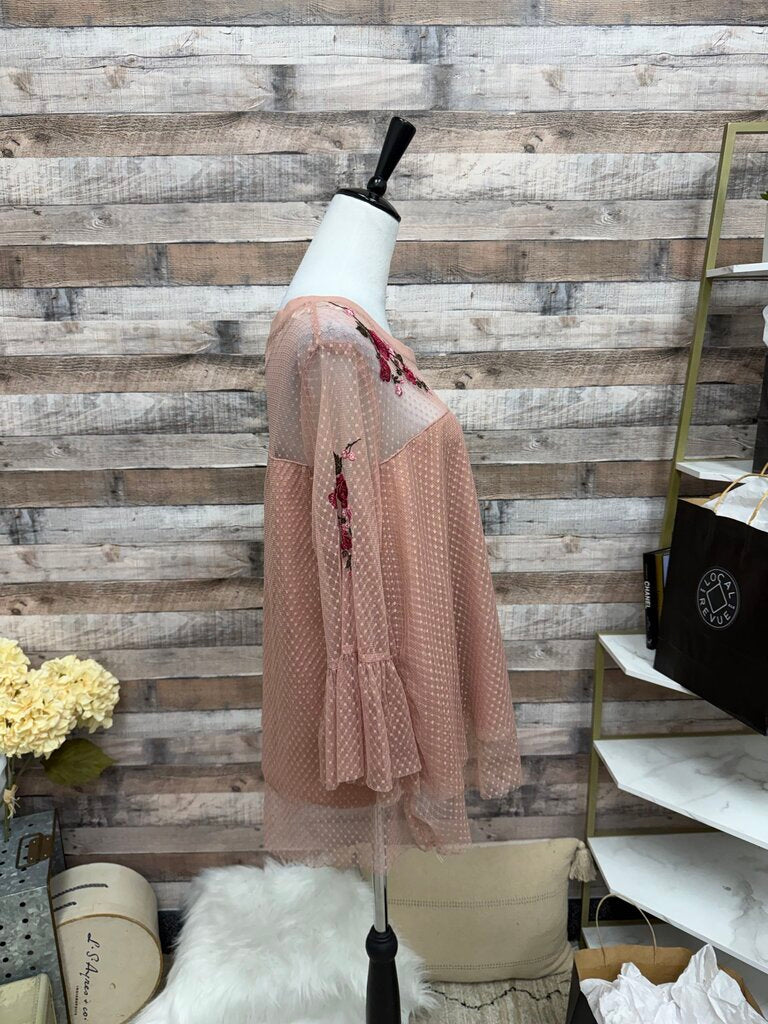 NY Collection Rose Mesh & Floral Embroidered Flutter Sleeve