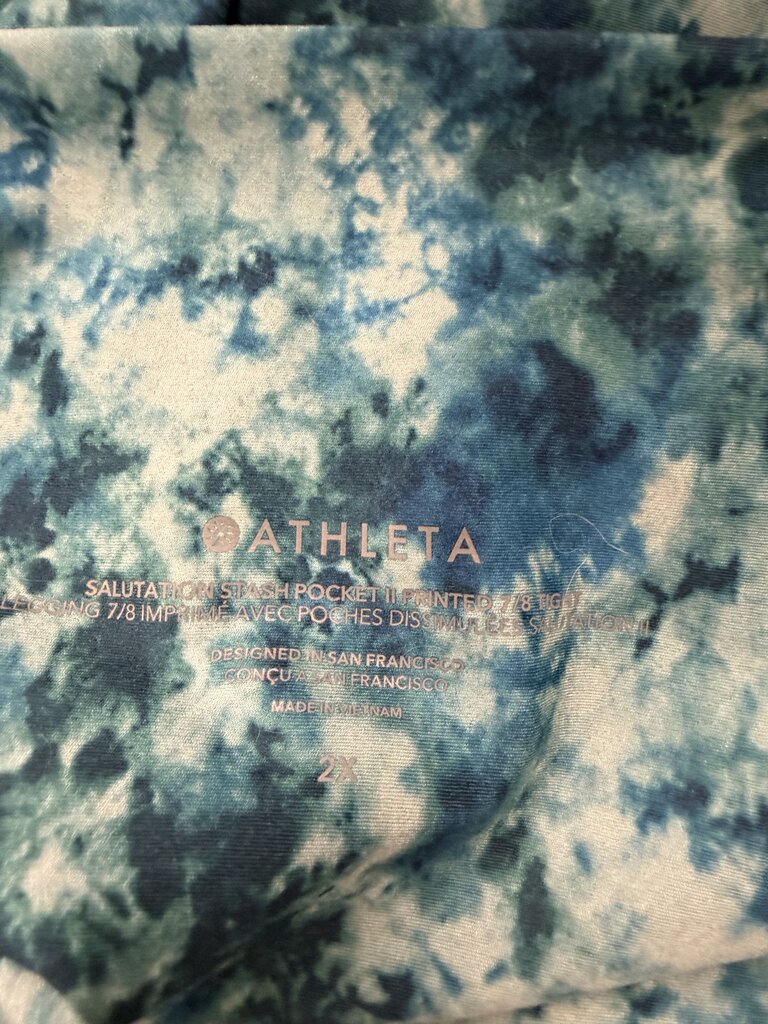 Blue Tie-Dye Pattern Athleta Salutation Leggings
