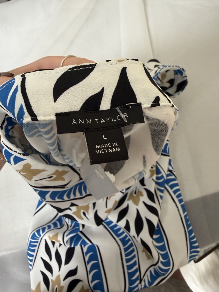 Ann Taylor White Short Sleeve Top With Paisley Print