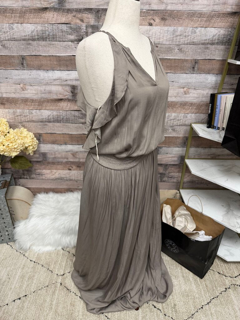 Mustard Seed Green Sleeveless Maxi Dress