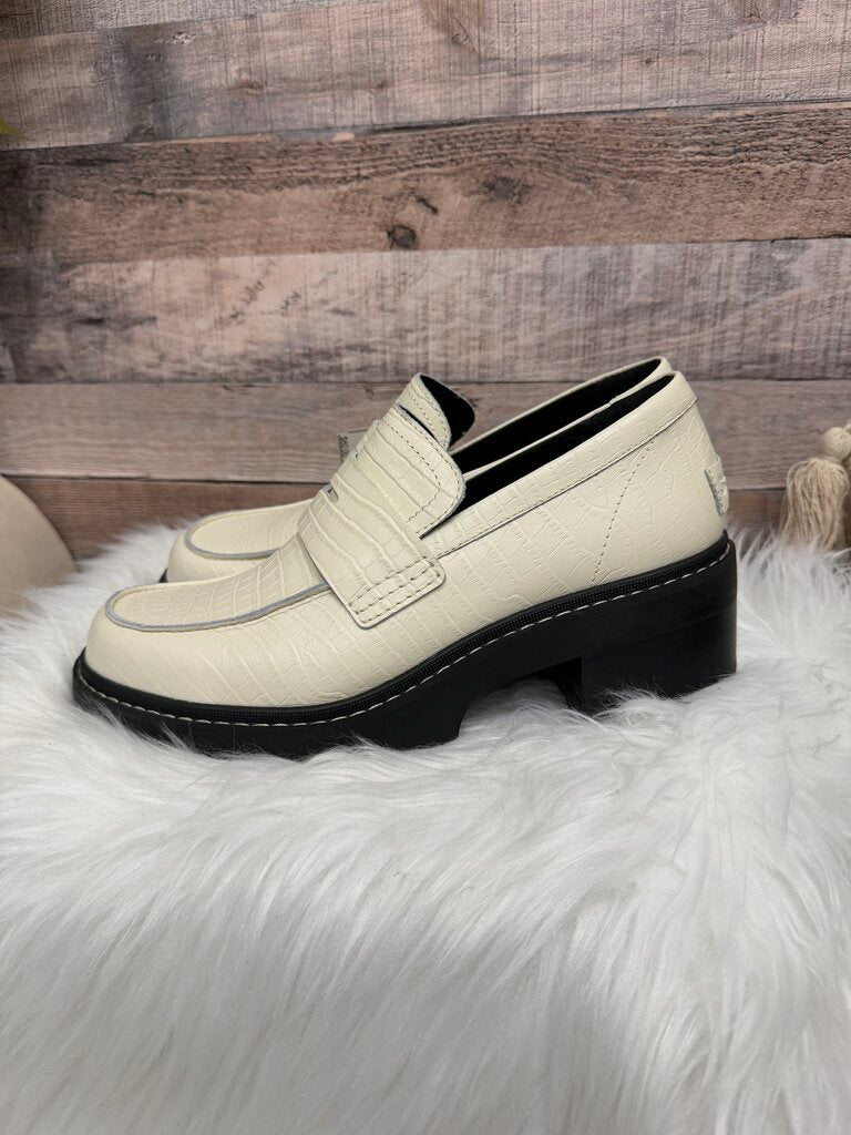 Sorel White Leather Slip-On Loafer