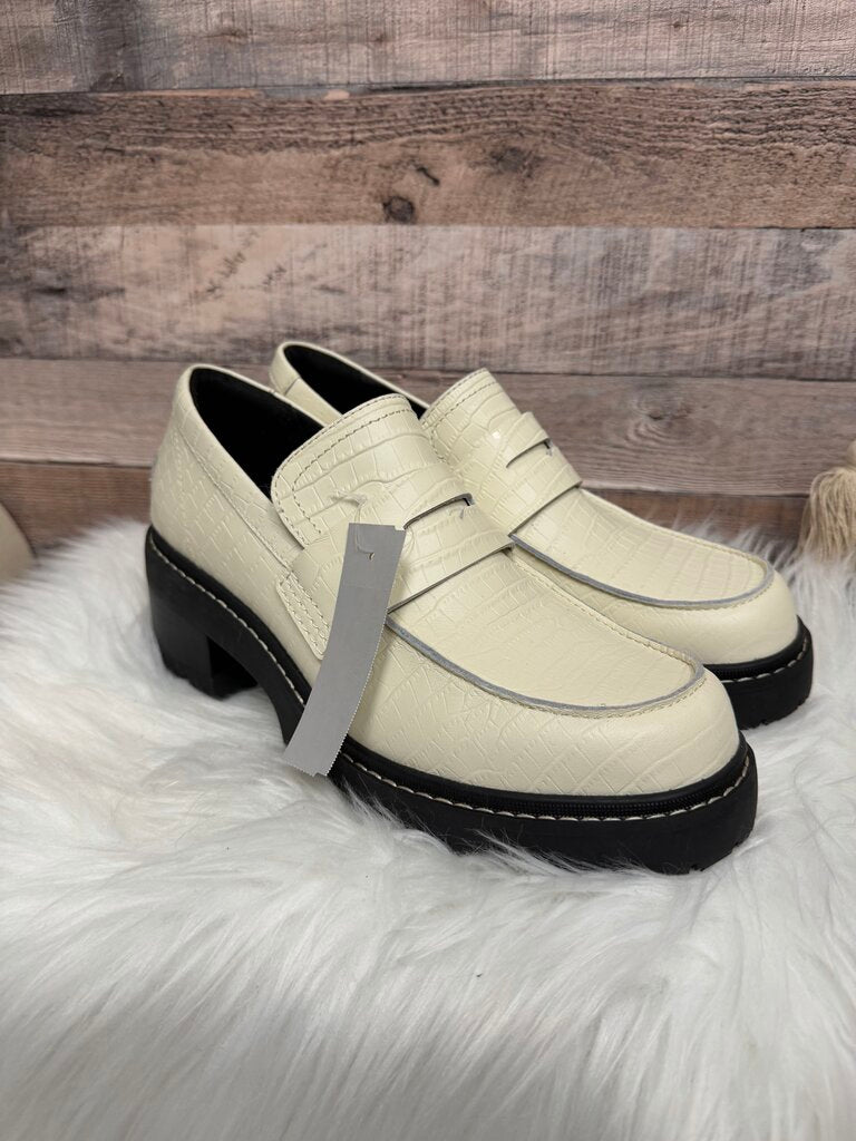 Sorel White Leather Slip-On Loafer