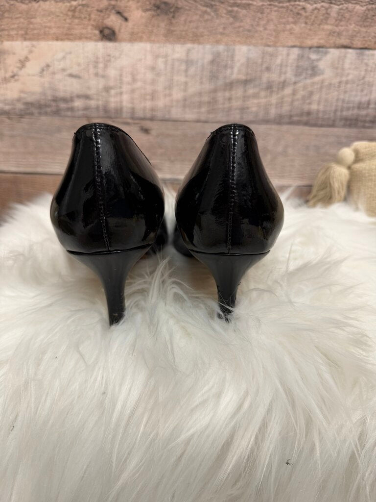 VANELi Black Leather Pumps