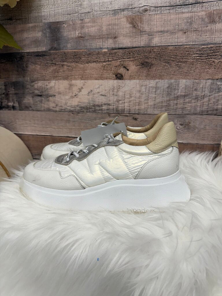 Wonder Brand White With Silver Leather Sneakers