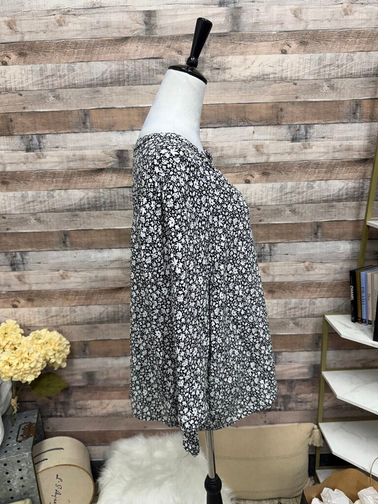 Jones New York Black & White Floral Print Blouse 1X
