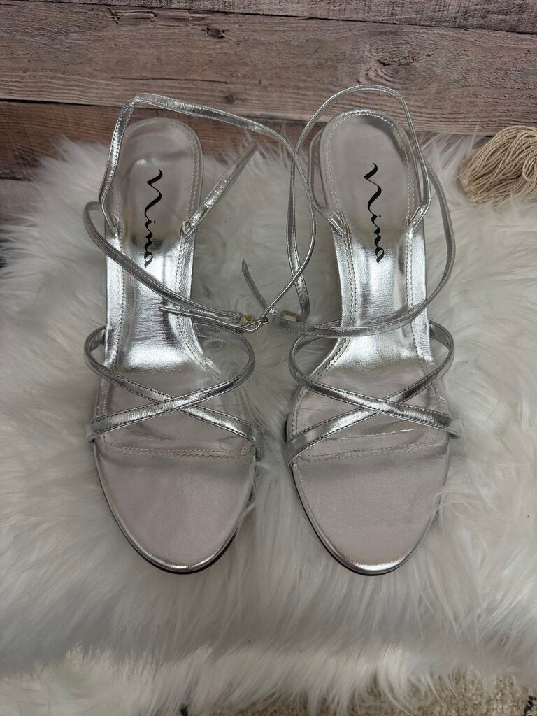 Nina New York Silver Metallic Leather Strappy Sandals