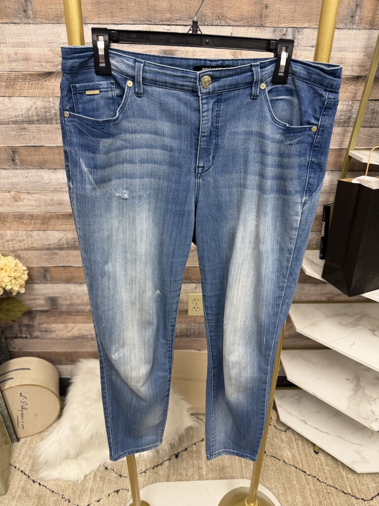Nine West Straight Leg Light Wash