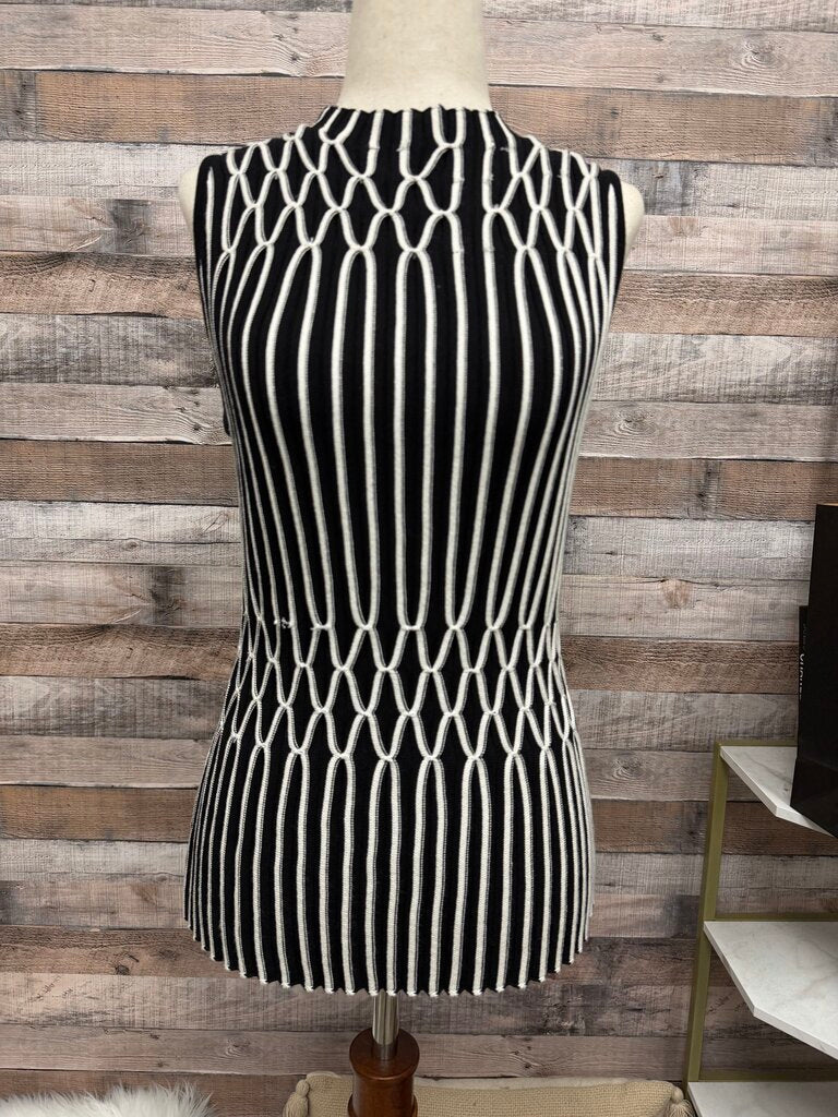 White House Black Market Black & White Mock Neck Sleeveless