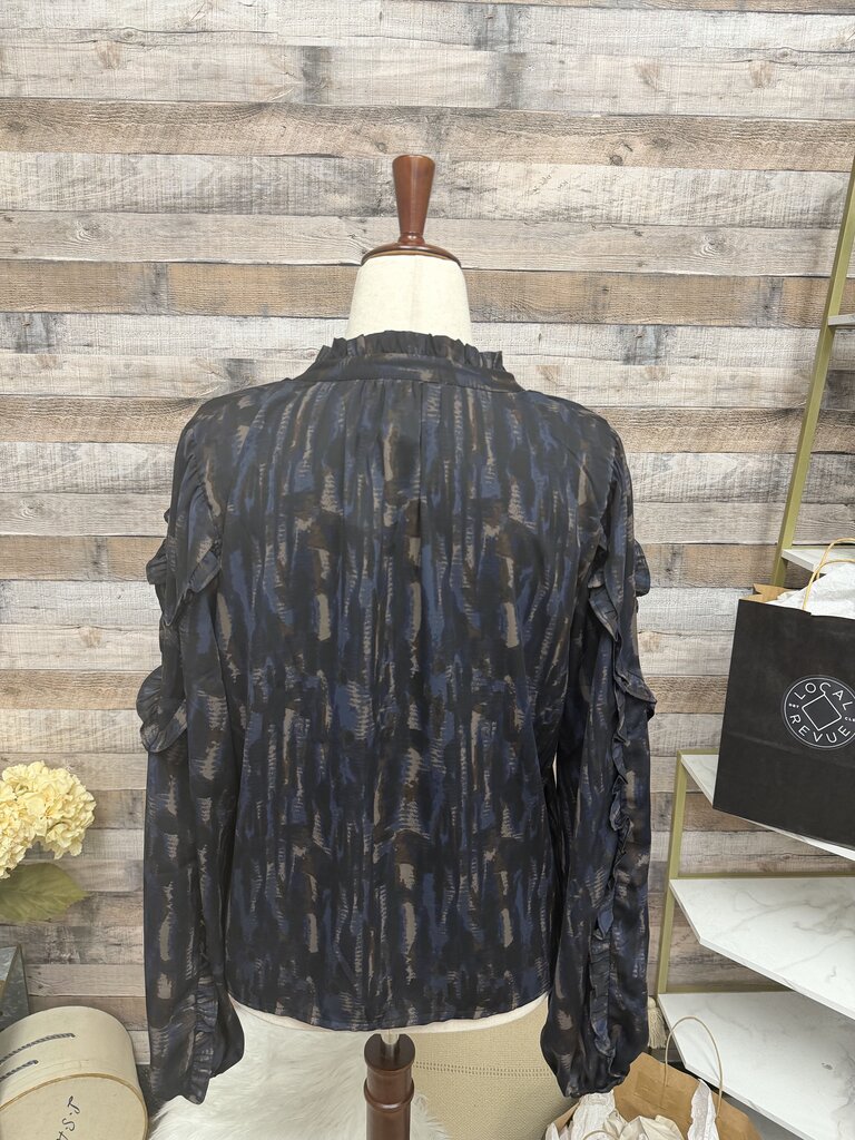 Evereve Black,Navy,Tan Abstract Print Ruffle Neck Blouse