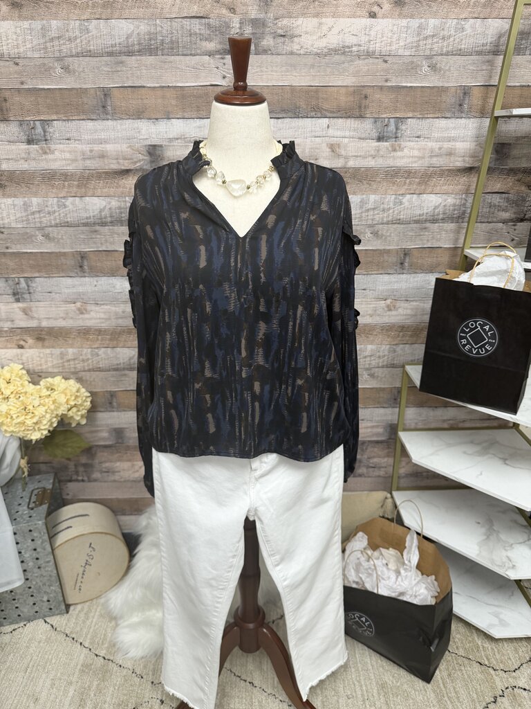 Evereve Black,Navy,Tan Abstract Print Ruffle Neck Blouse