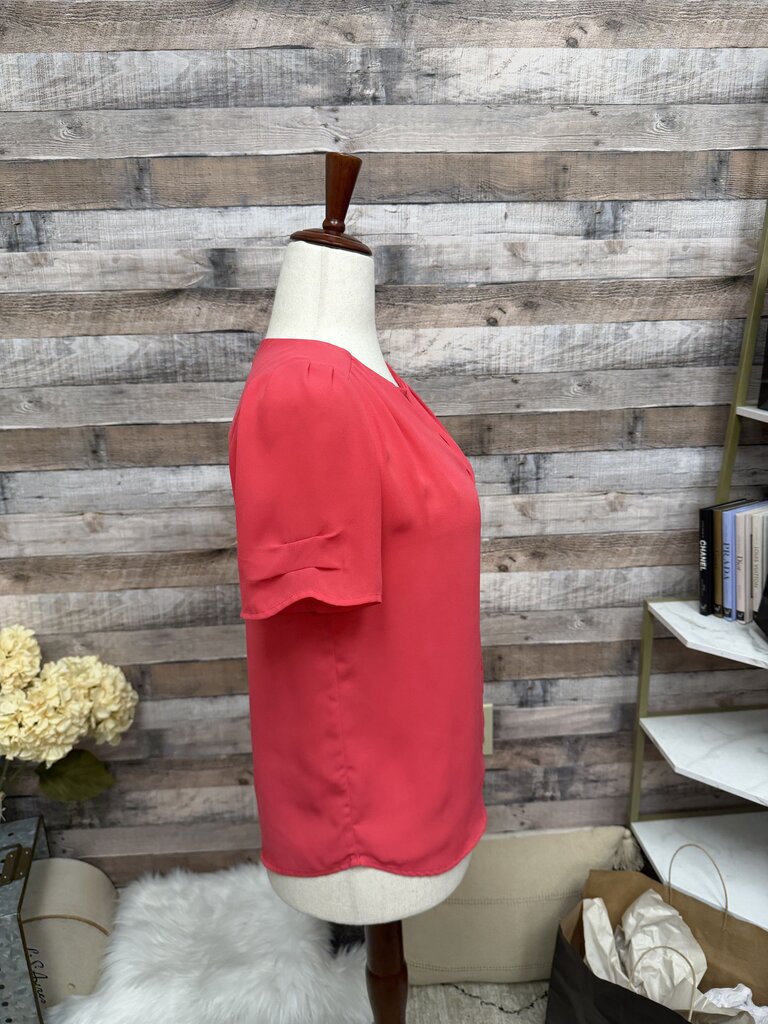 LC Cooper Pink Short Sleeve V-Neck Top M