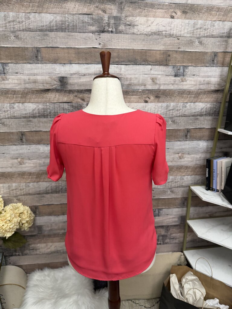 LC Cooper Pink Short Sleeve V-Neck Top M