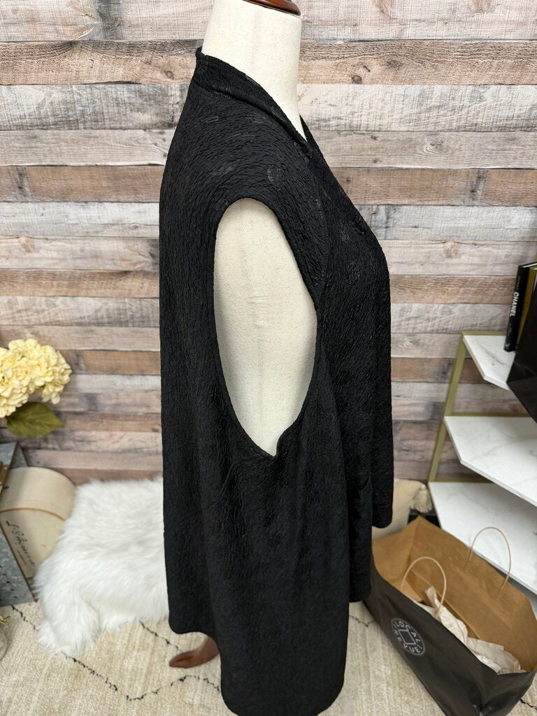Connie K Black Textured Cardigan Vest