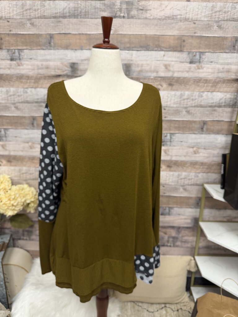 Lisa Bayne Yellow & Grey Long Sleeve Top With Contrast Polka Dot Sleeve