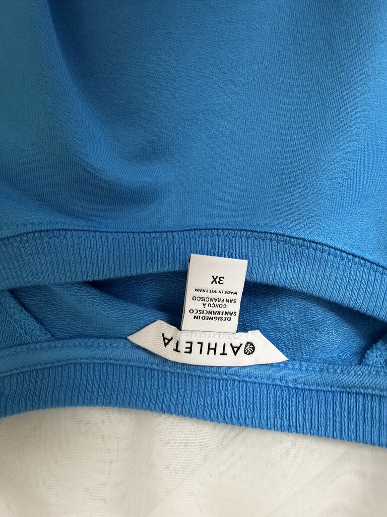 NWT Athelta Blue Crewneck