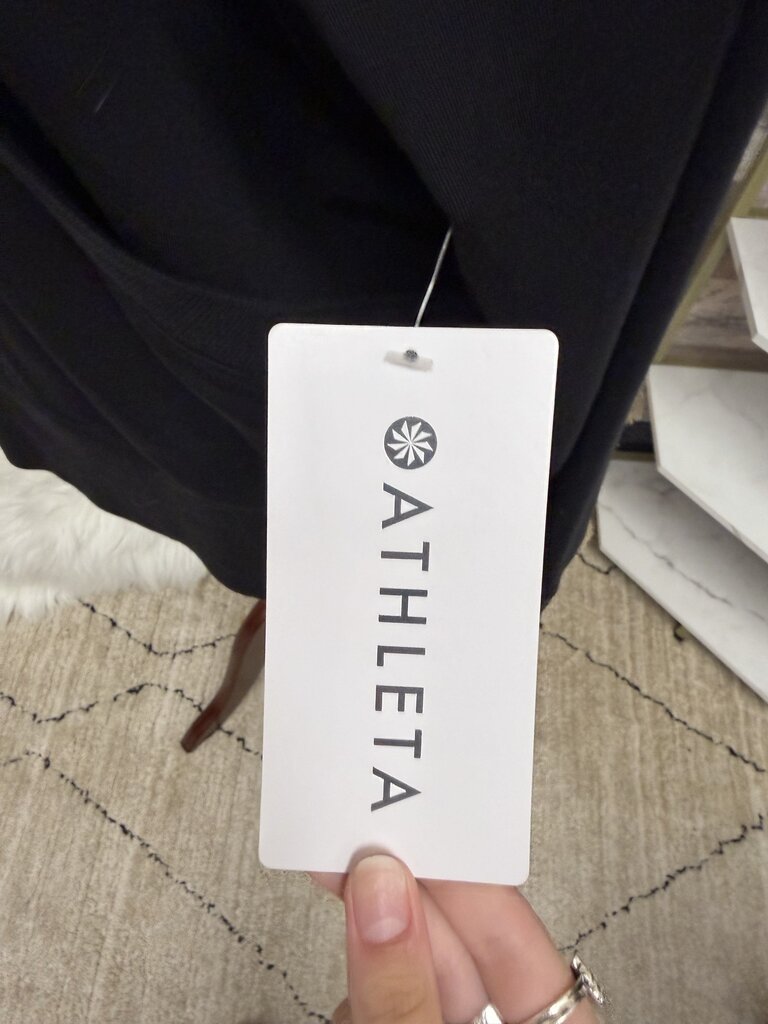 Athleta Recharge Black Wrap Front Sweatshirt XXL